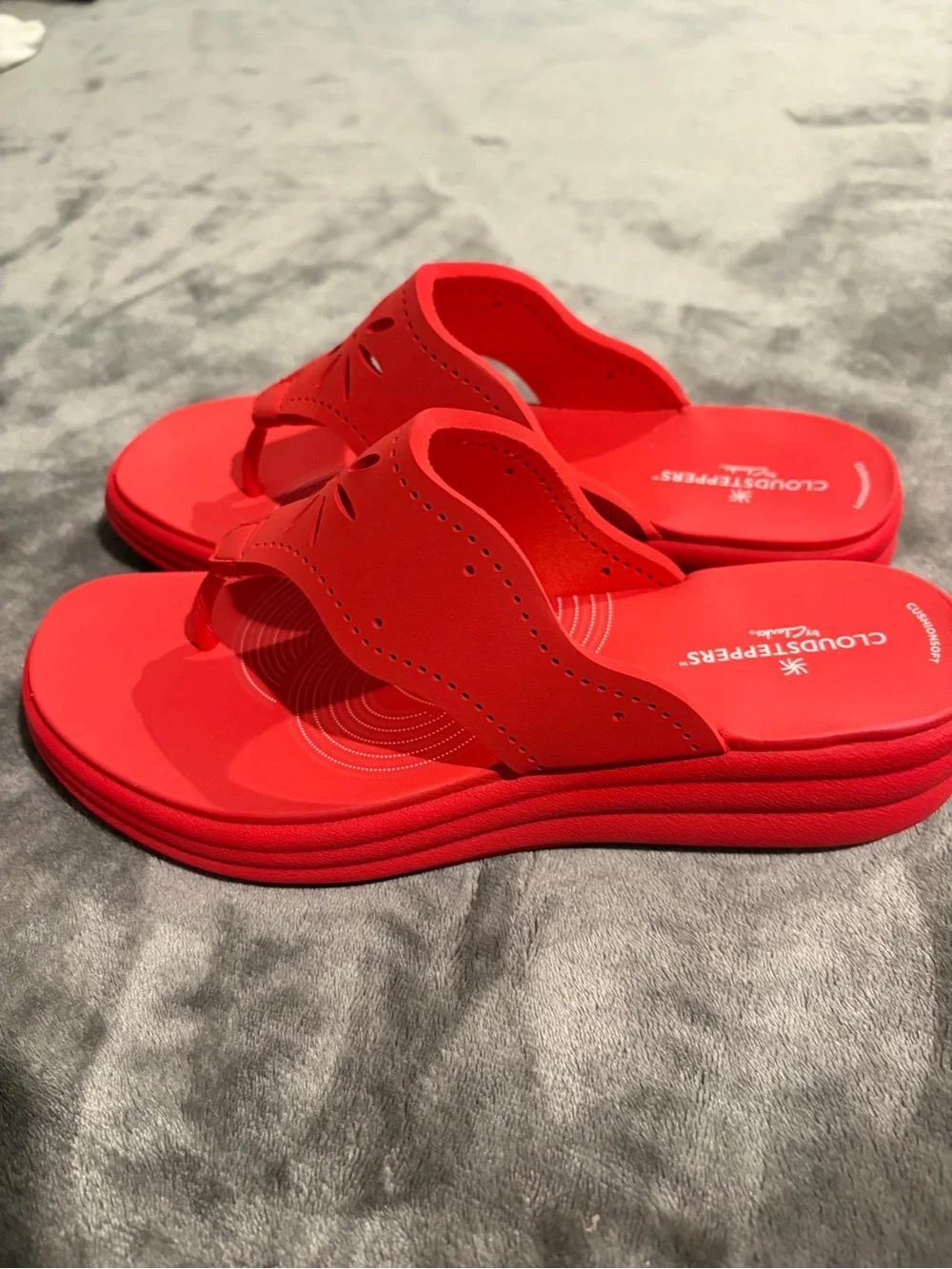 Clarks Red Floral Cutout Thong Sandals